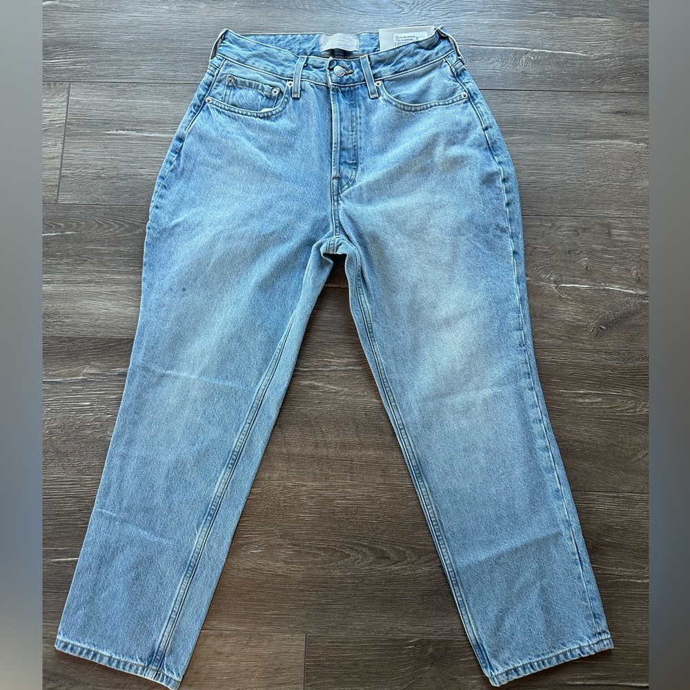 Everlane the curvy 90s cheeky straight Jean-size 28